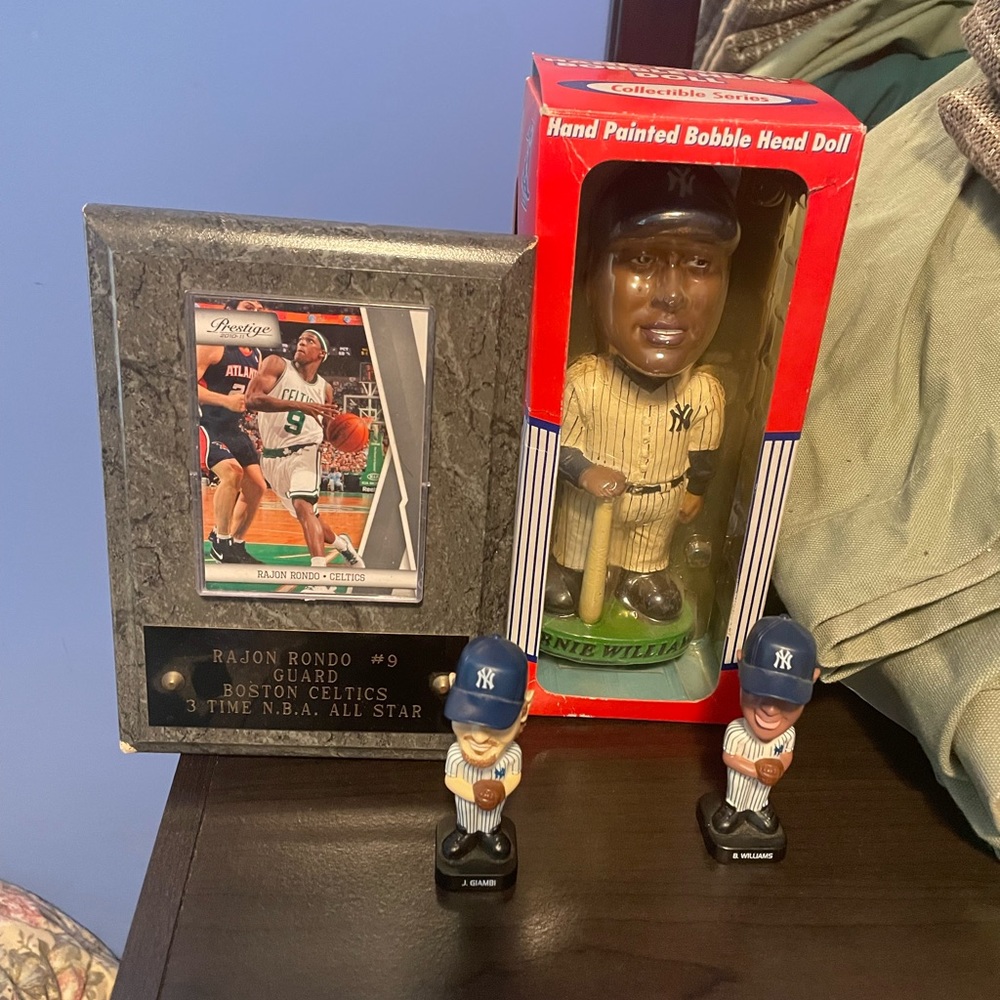 Rajon Rondo Boston Celtics baseball card, Bernie Williams J Giambi bobble heads